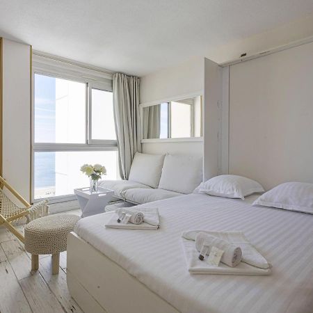 Superbe Studio Face A La Mer Acces Direct Plage 比亚里茨 外观 照片